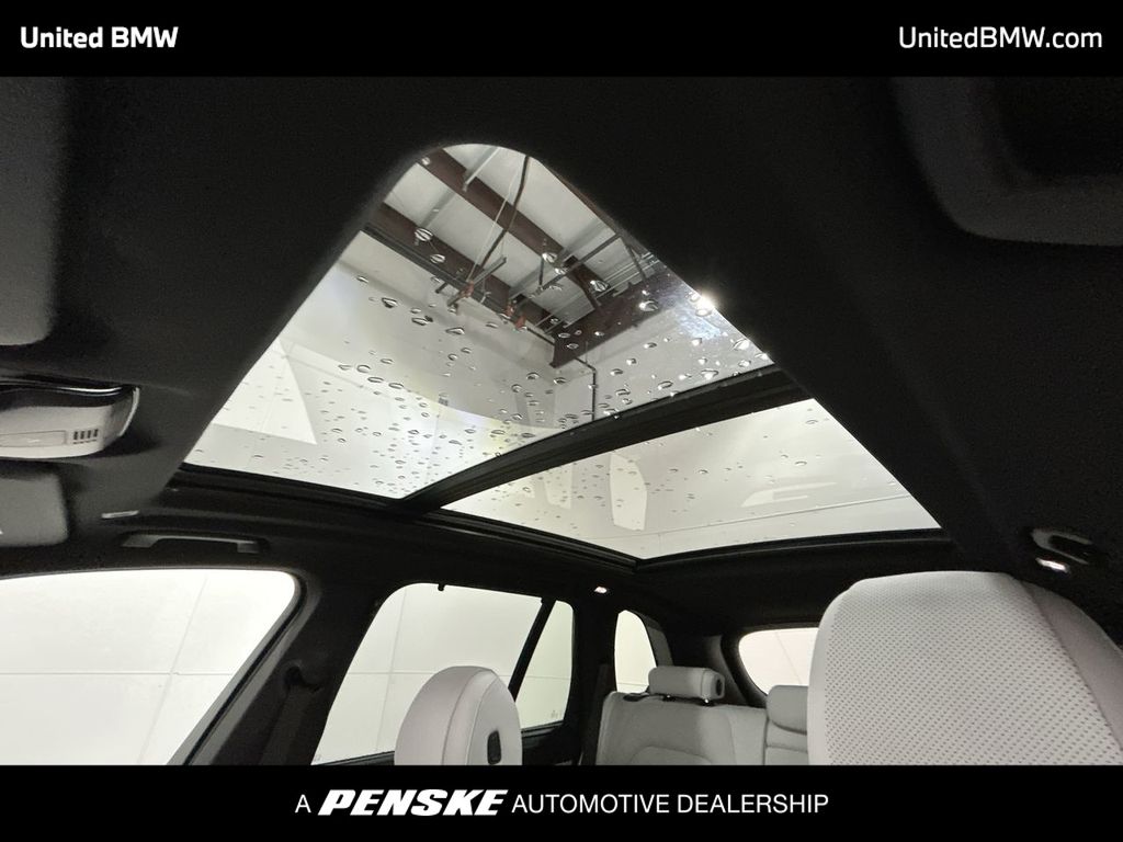 Thumbnail: 2026 BMW X5 - 20