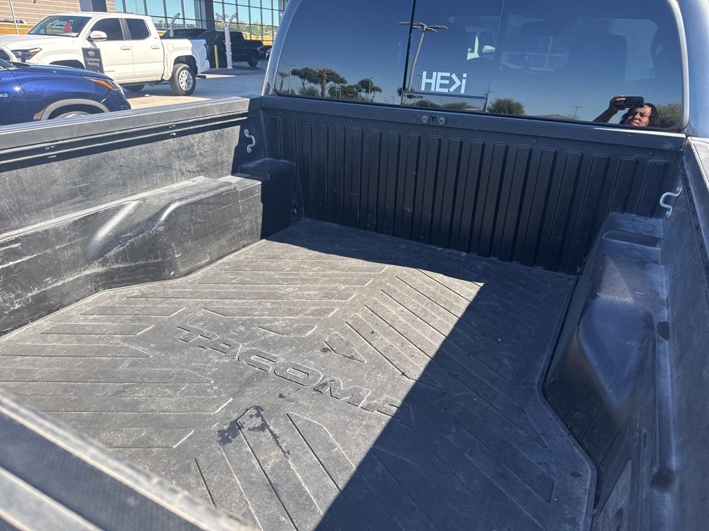 Thumbnail: 2020 Toyota Tacoma - 7