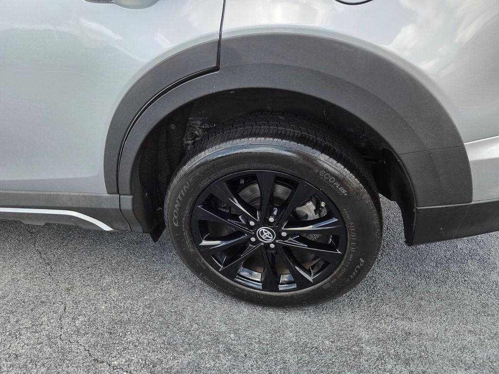 Used 2018 Toyota RAV4 SUV