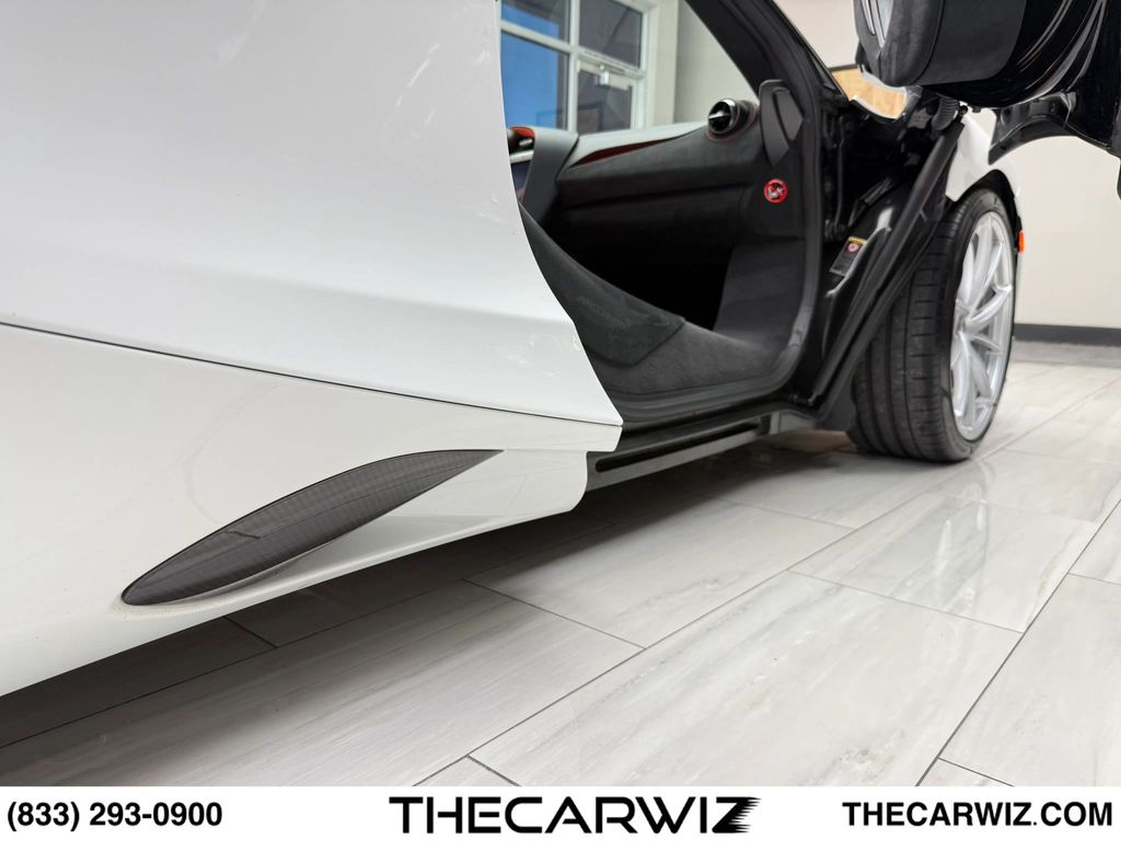 2024 McLaren 750S
