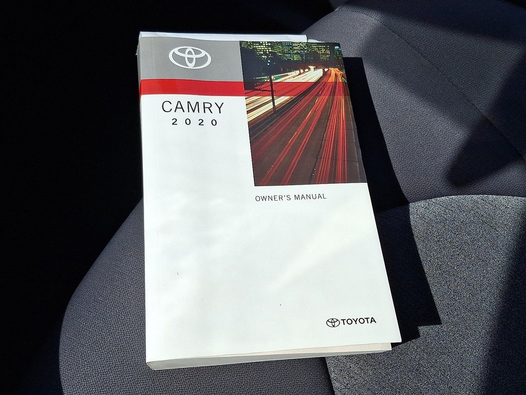 Thumbnail: 2020 Toyota Camry - 25