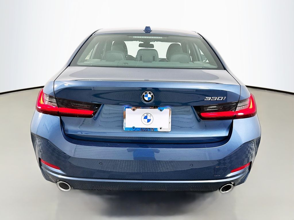 Thumbnail: 2026 BMW 3 Series - 6