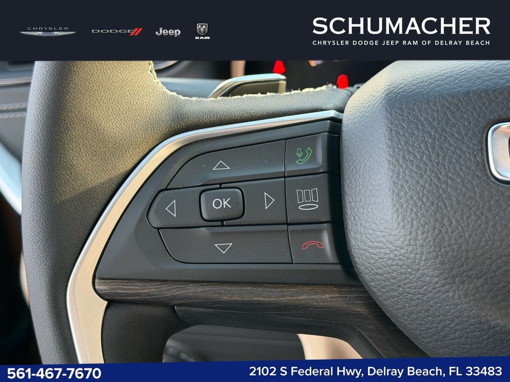 new 2026 Jeep Grand Cherokee car, priced at $38,635
