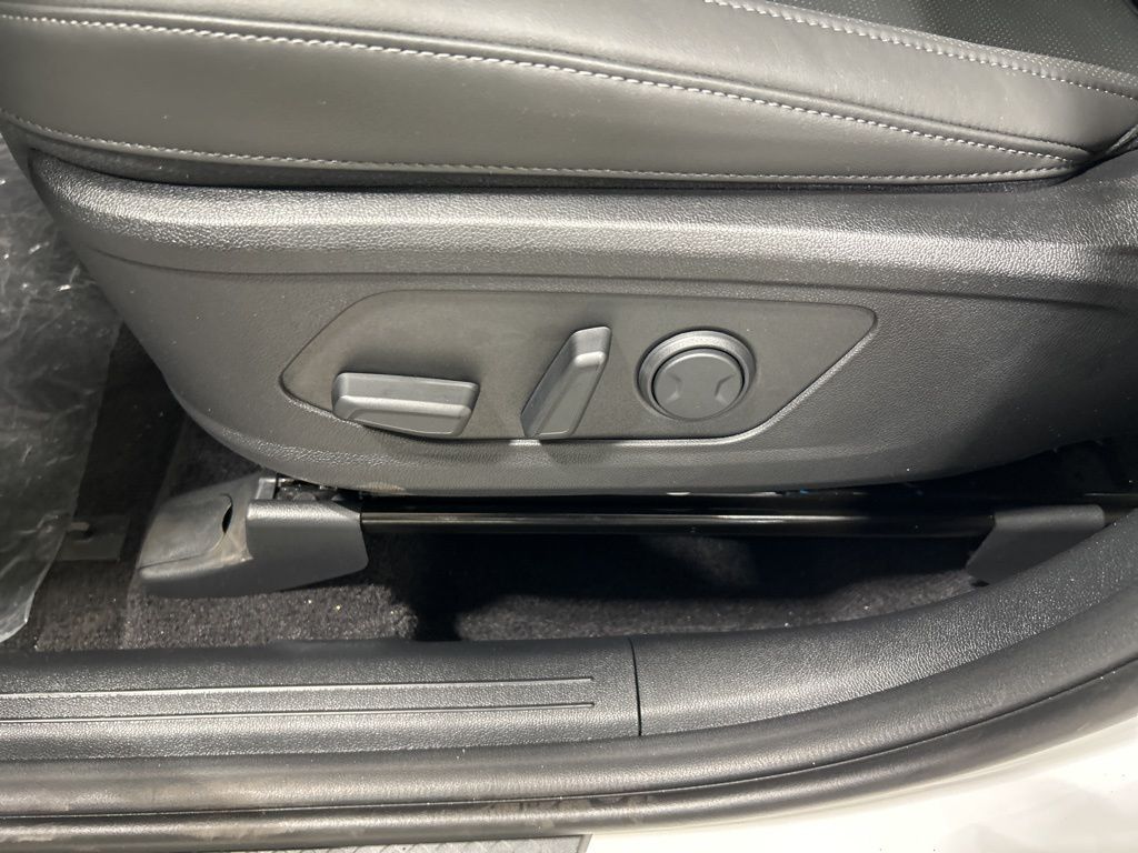 new 2026 Kia Sorento car, priced at $38,465