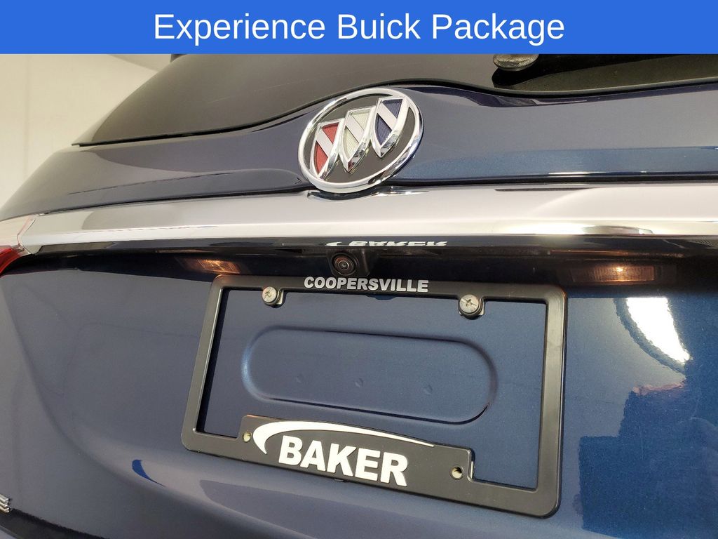 2023 Buick Enclave Essence 7