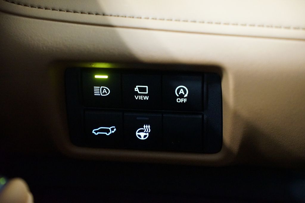 Thumbnail: 2026 Toyota Highlander - 27