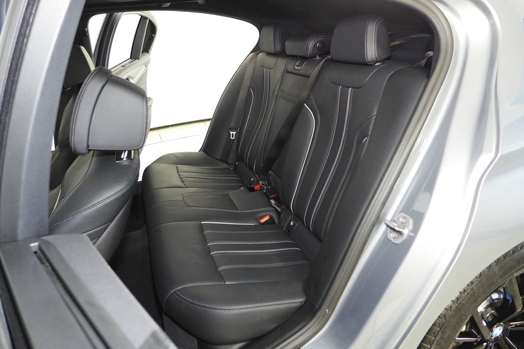 Thumbnail: 2023 BMW 5 Series - 20