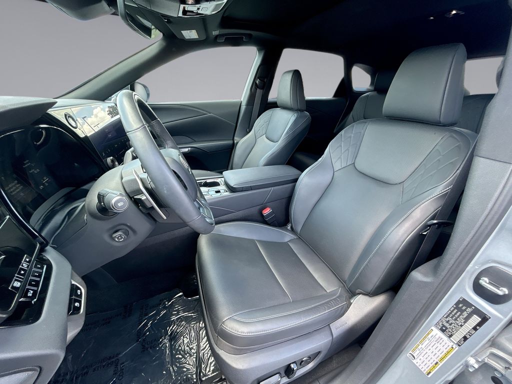 Thumbnail: 2025 Lexus RX - 29
