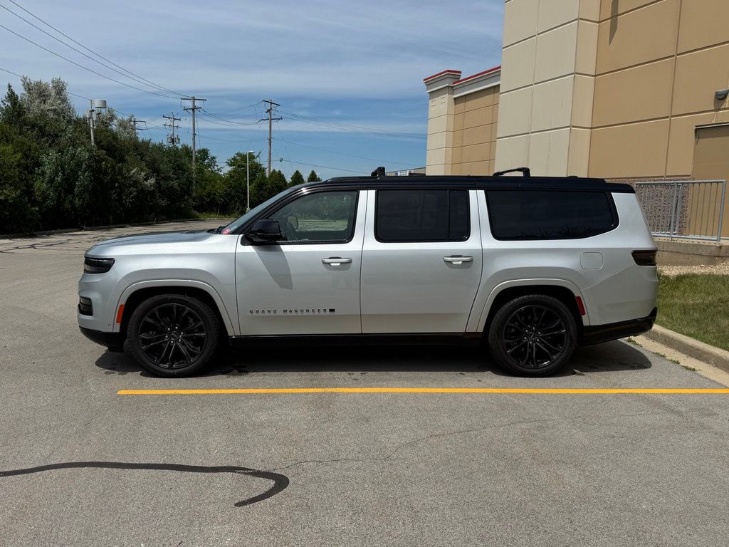Used 2024 Silver Zynith Jeep Series II image 7