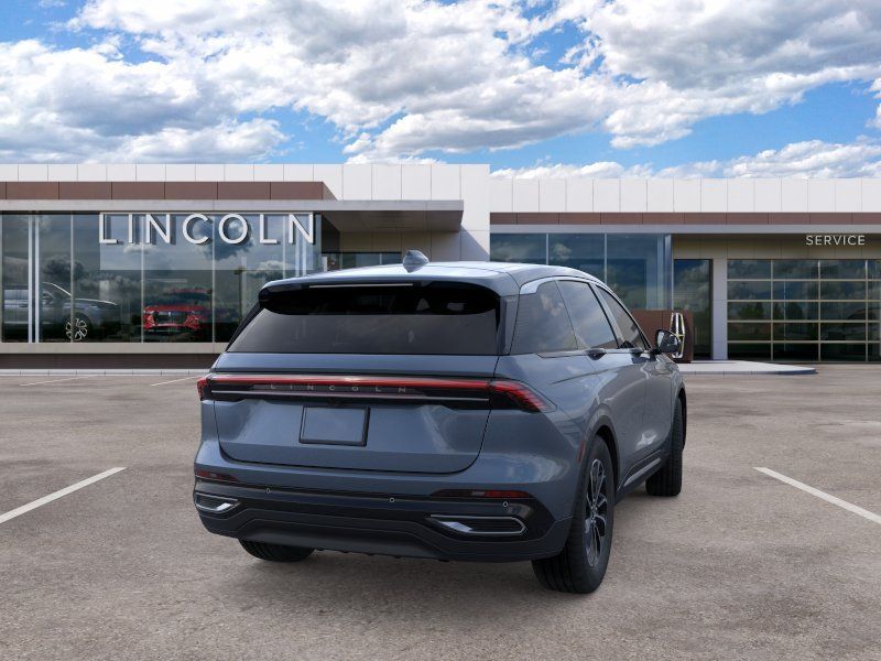 Thumbnail: 2026 Lincoln Nautilus - 8