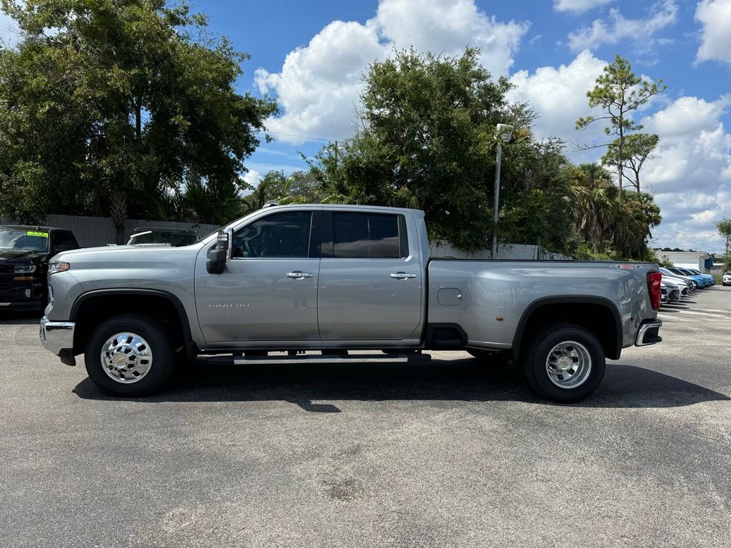 2024 Chevrolet Silverado 3500HD LTZ 5