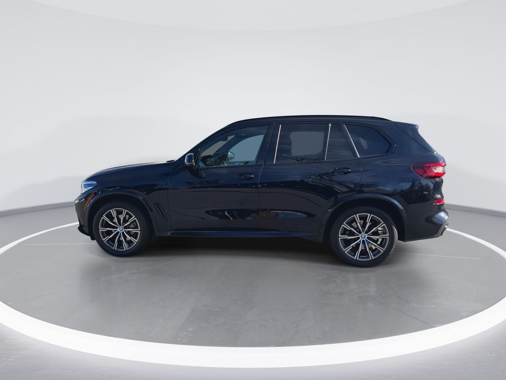 Thumbnail: 2022 BMW X5 - 5