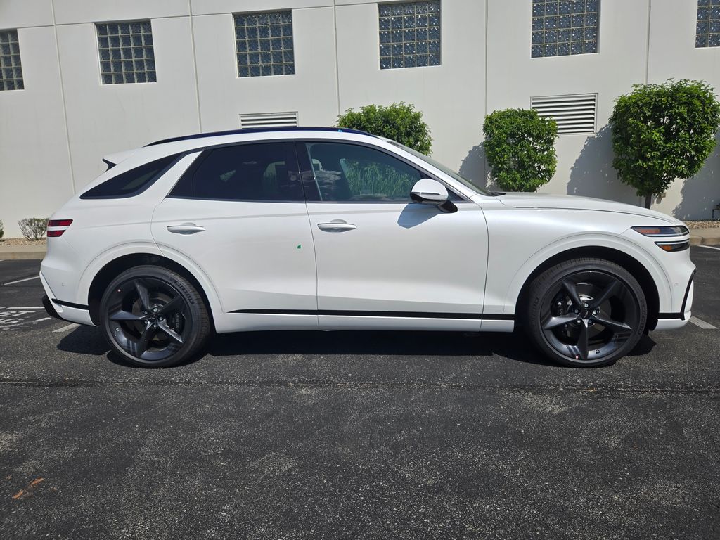 Thumbnail: 2026 Genesis GV70 - 8