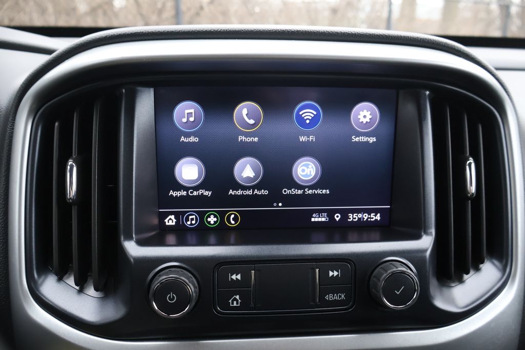 Thumbnail: 2022 Chevrolet Colorado - 26