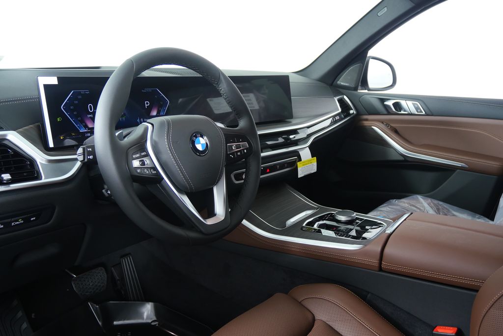 Thumbnail: 2026 BMW X5 - 12