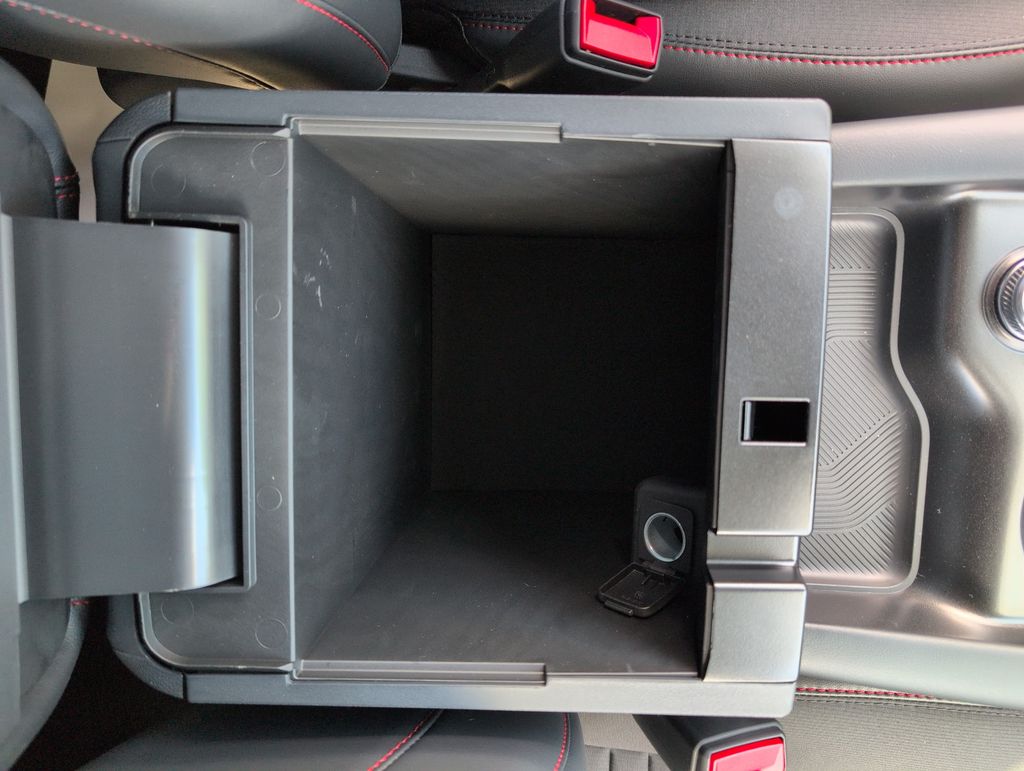 New 2026 White Ford ST-Line image 35