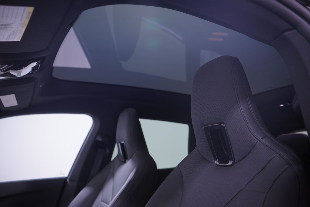 Thumbnail: 2024 BMW iX - 8
