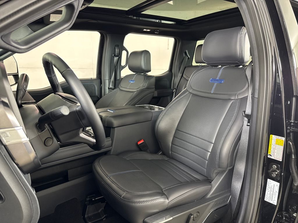 New 2026 Black Ford Platinum image 23