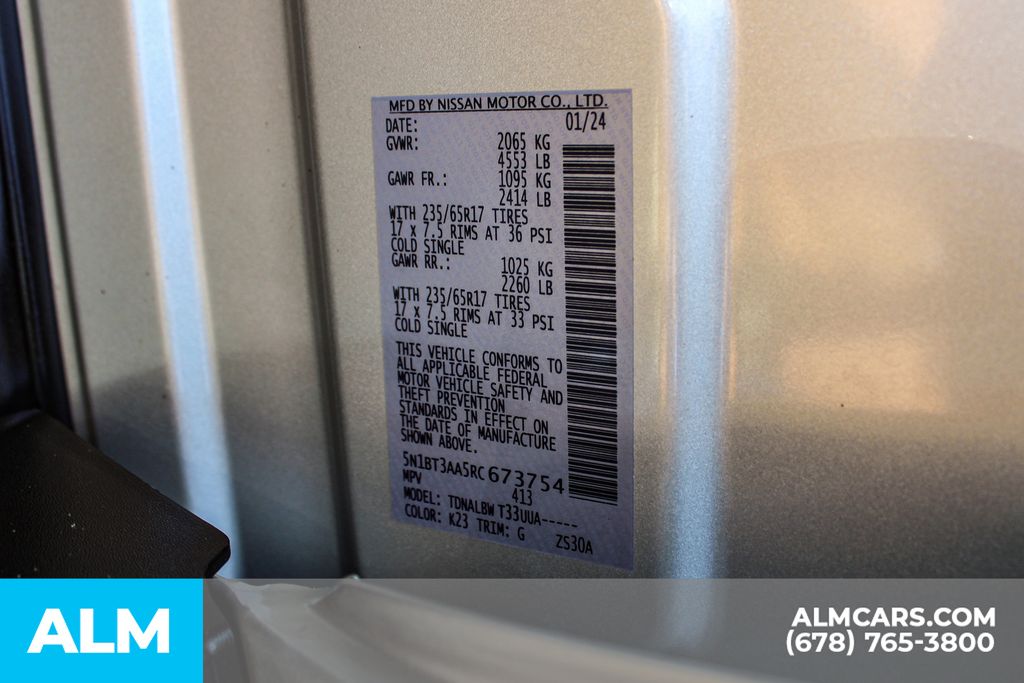 Used 2024 Silver Nissan S image 39
