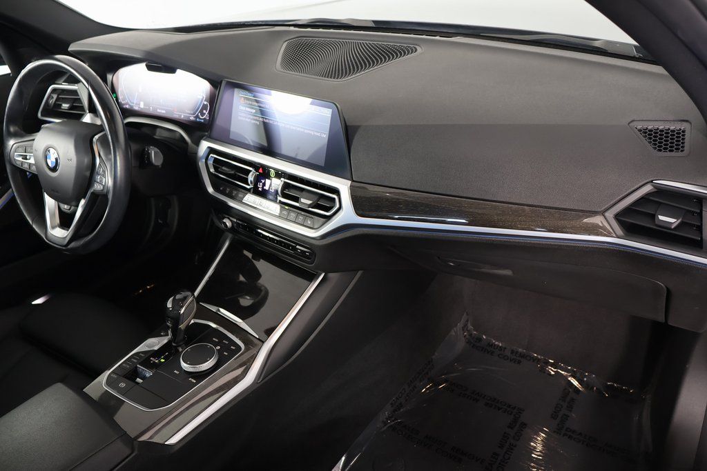 Thumbnail: 2021 BMW 3 Series - 9