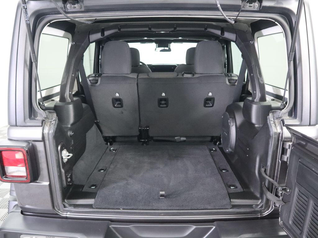 Thumbnail: 2024 Jeep Wrangler - 28