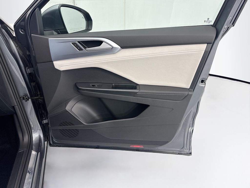 Thumbnail: 2026 Volkswagen Taos - 23