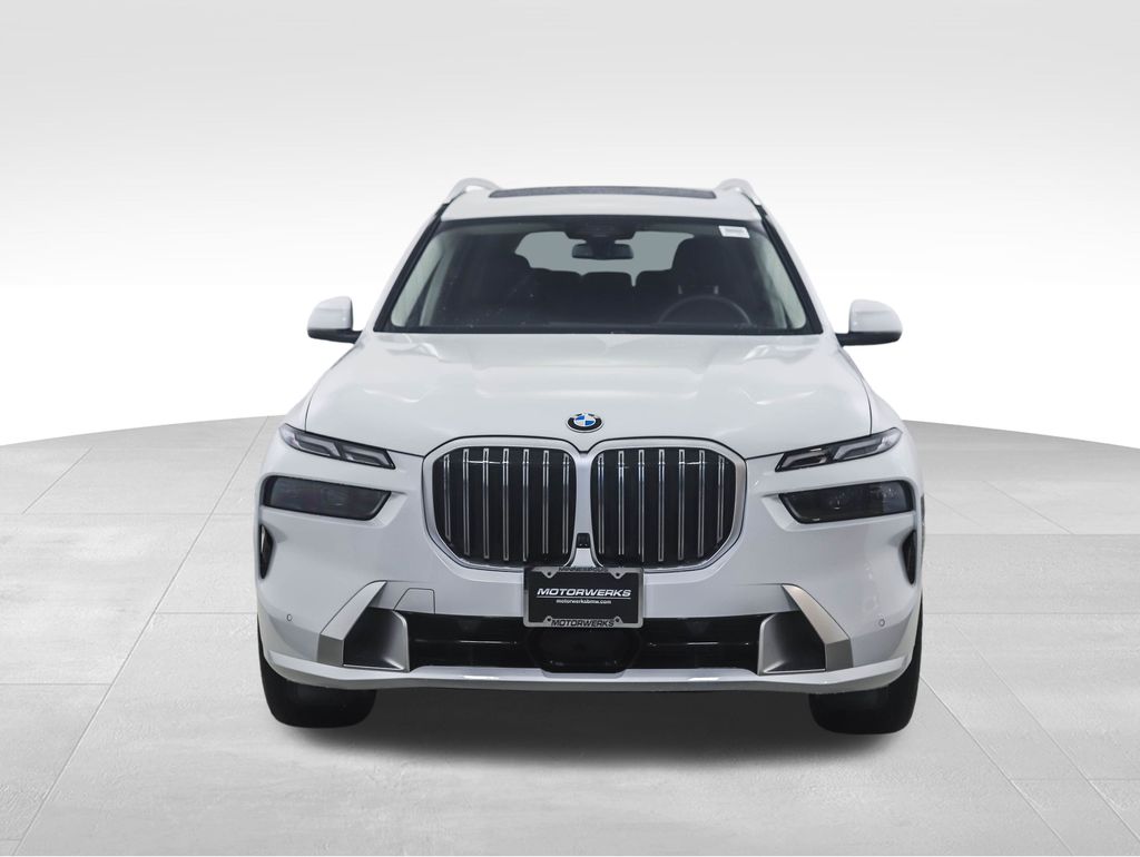 2026 BMW X7 xDrive40i 8