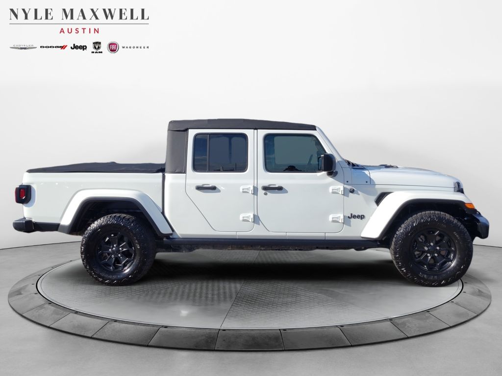 Used Car 2021 Jeep Gladiator  Willys For Sale Under $35,000 In Austin, Texas