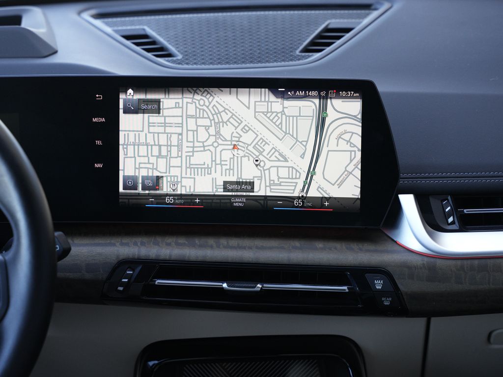 Thumbnail: 2023 BMW X1 - 11