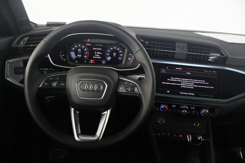 2024 Audi Q3  3