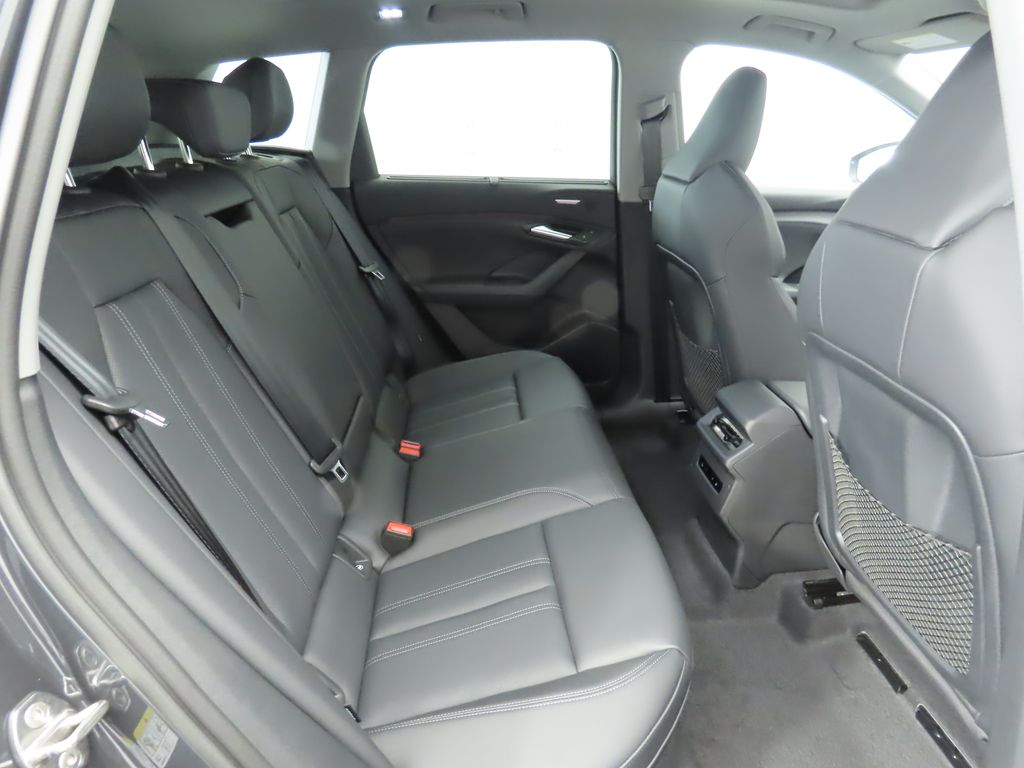 2025 Audi Q6 e-tron Premium 23