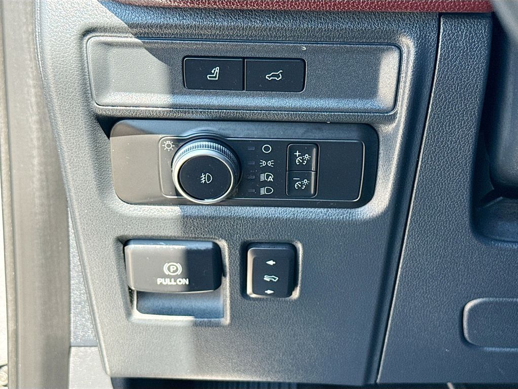 2022 Ford Expedition Limited Silver at EAG Ford Navasota