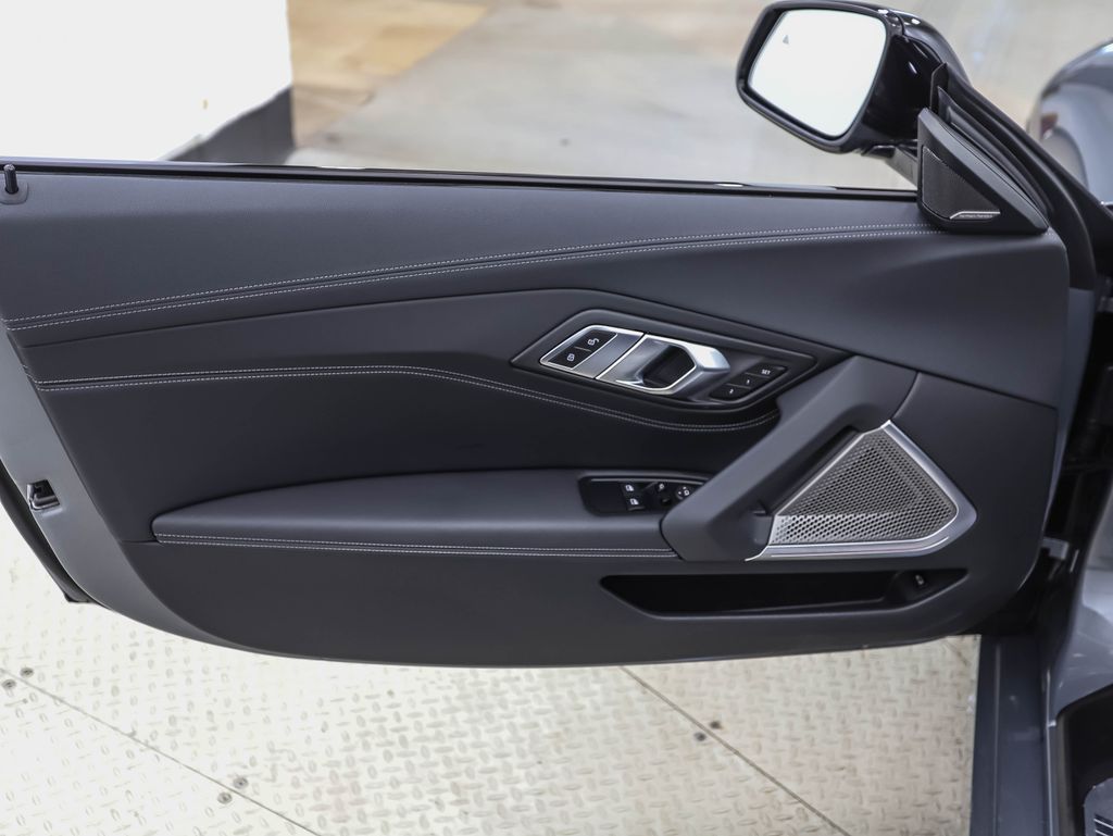 Thumbnail: 2025 BMW Z4 - 9