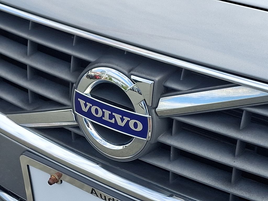 Thumbnail: 2011 Volvo S80 - 28