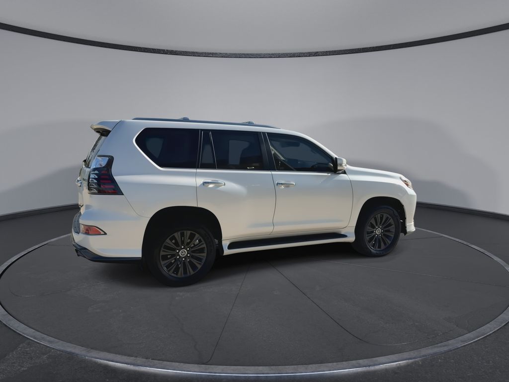 Thumbnail: 2023 Lexus GX - 9