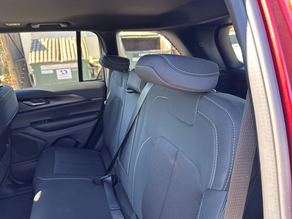 New Car 2025 Jeep Grand Cherokee  Laredo X For Sale Under $40,000 In Austin, Texas