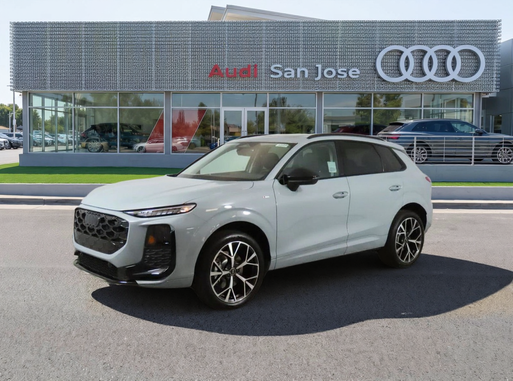 Arrow Gray Pearl Effect 2026 Audi Q3 SUV / Crossover 7-Speed Automatic