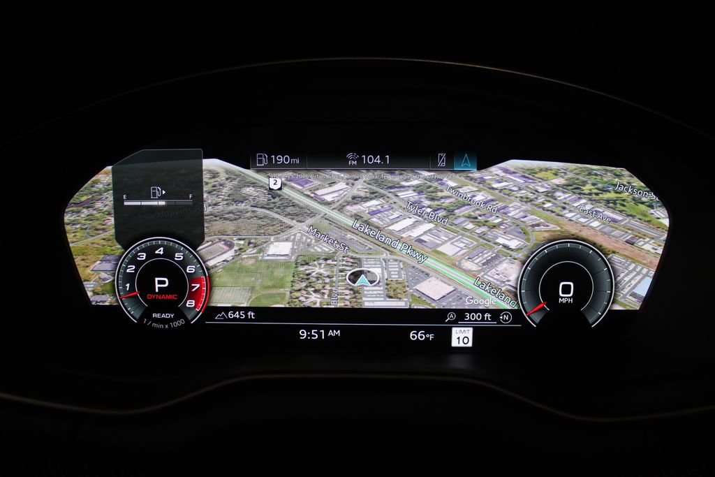 Thumbnail: 2025 Audi SQ5 - 30