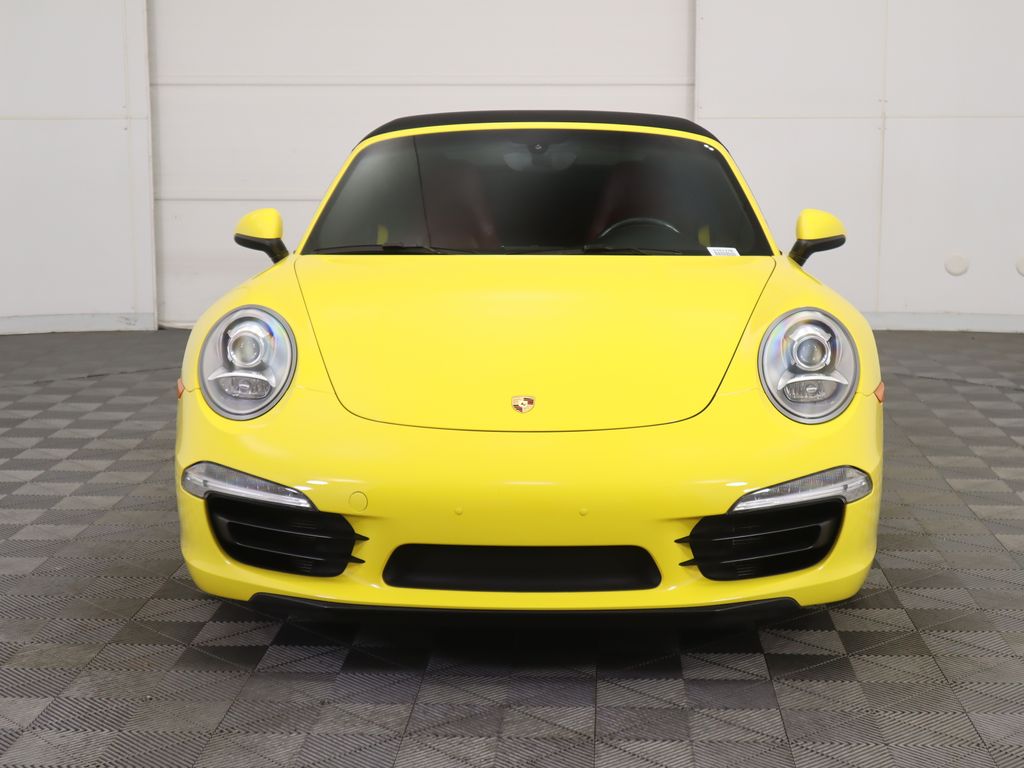 Thumbnail: 2016 Porsche 911 - 10