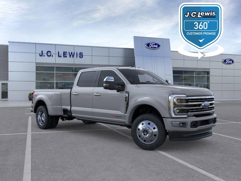 2025 Ford F-450 Super Duty Platinum