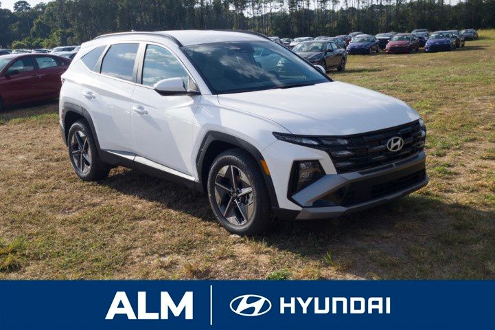New 2026 White Hyundai SEL image 4