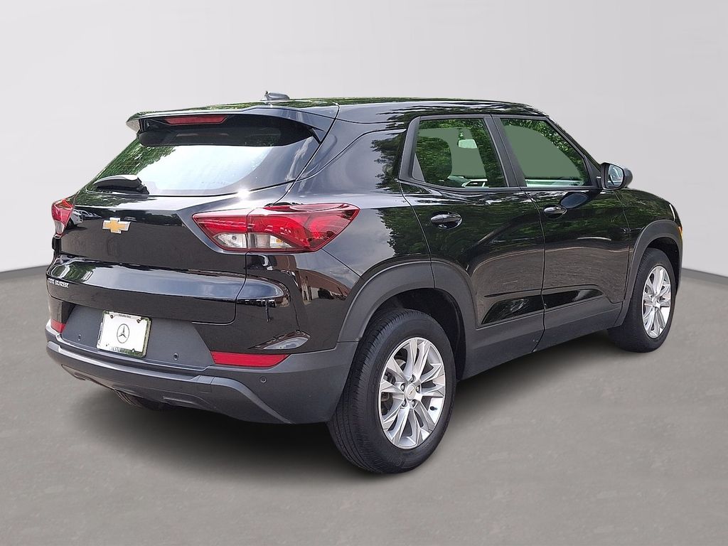 Thumbnail: 2021 Chevrolet TrailBlazer - 4