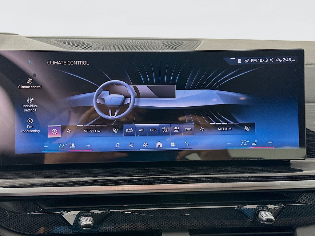 Thumbnail: 2026 BMW X6 - 14