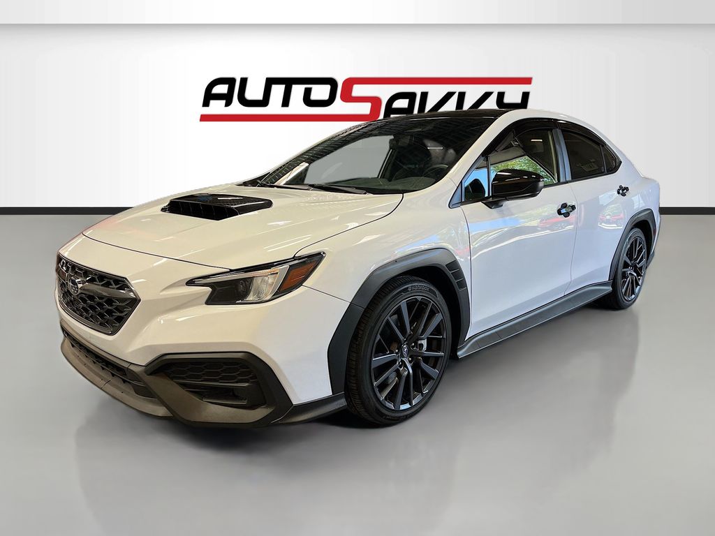 Used 2022 Ceramic White Subaru Base image 3