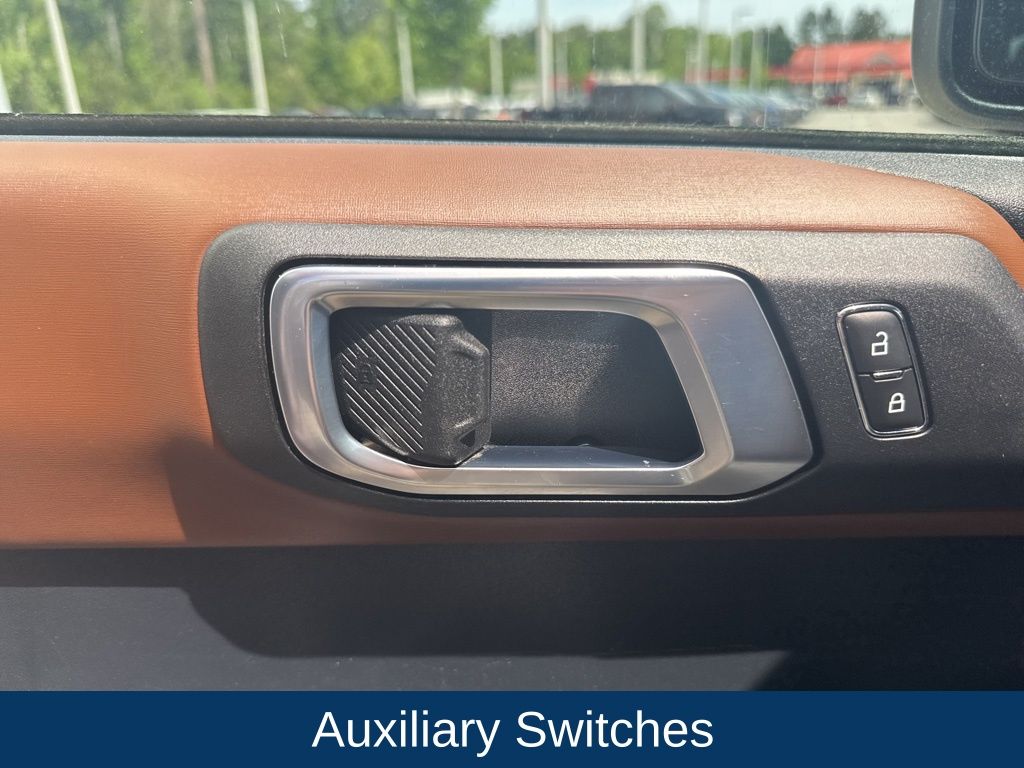 2024 Ford Bronco Outer Banks