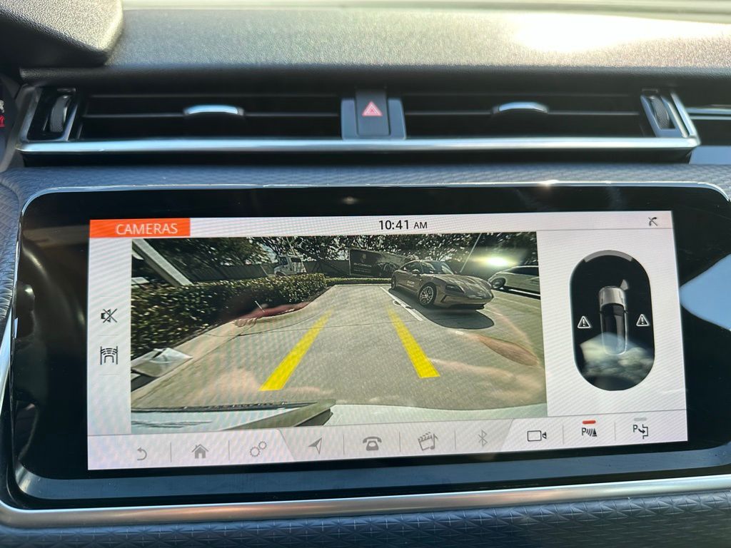 Thumbnail: 2019 Land Rover Range Rover Velar - 27