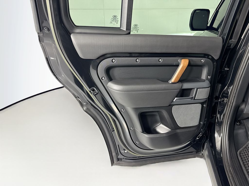Thumbnail: 2023 Land Rover Defender - 27