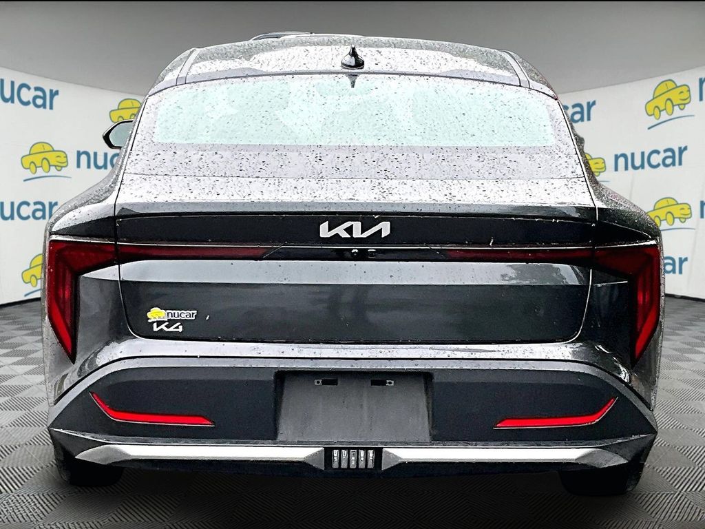 2025 Kia K4 — photo 5