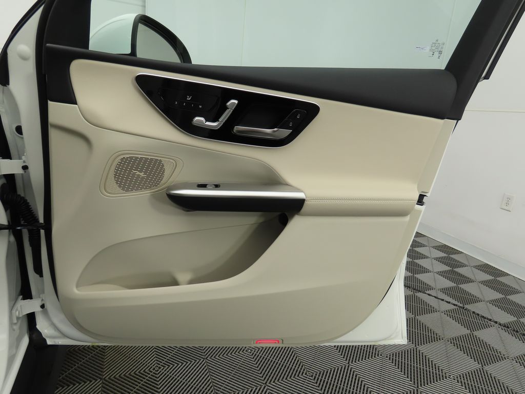 Thumbnail: 2026 Mercedes-Benz GLC - 26