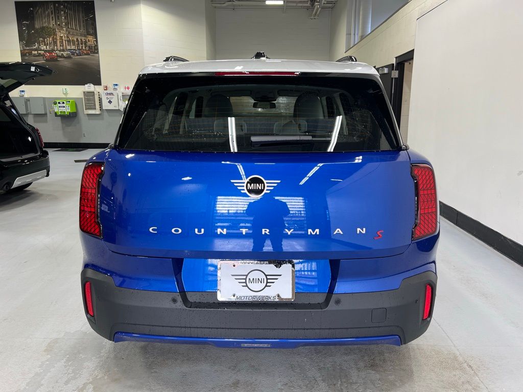 Thumbnail: 2025 MINI Cooper Countryman - 4